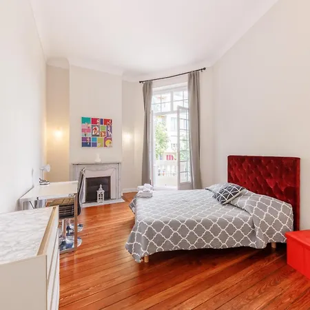 Prestige Designer Apartment, Super Apartment