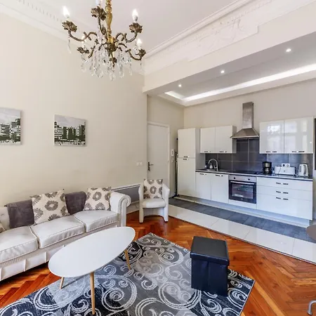 Appartamento Prestige Designer Apartment, Super