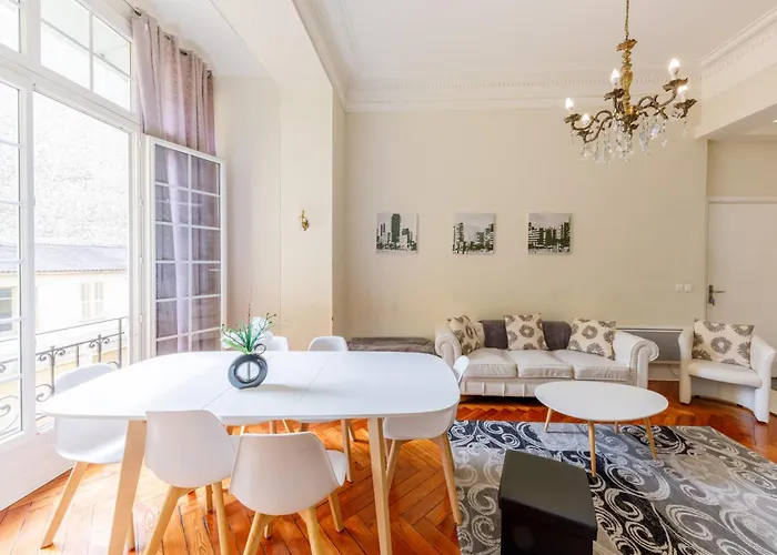 Prestige Designer Apartment, Super شقة نيس